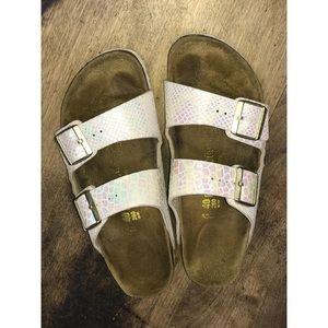 BIRKENSTOCK WHITE SNAKE RARE! Size 40 N